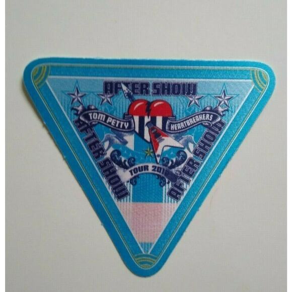 Tom Petty And The Heartbreakers Backstage Pass Original Rock Music 2010 Blue - Picture 1 of 5